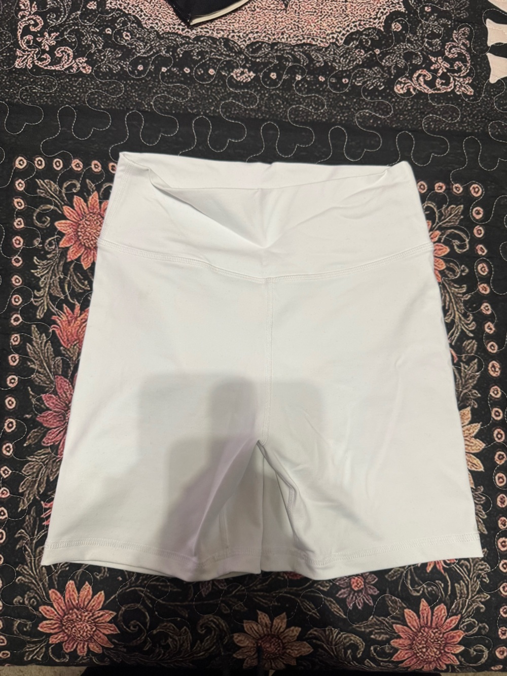 Muscle Nation white Shorts